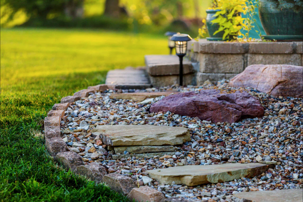 Rock Mulch: The Ultimate Guide for Gardeners - Love My Stories